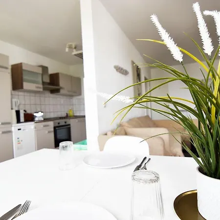 Work And In Monteurwohnung Appartement